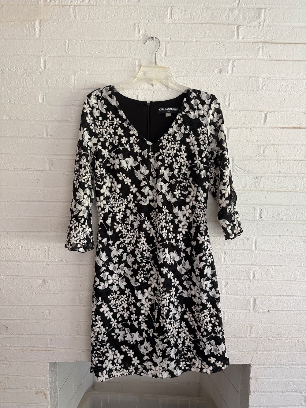 Karen Millen Black and White Floral V-Neck Dress